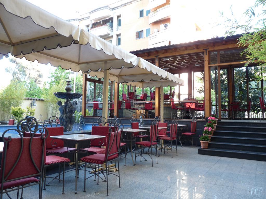 Hotel Elysee Tirana Exteriér fotografie