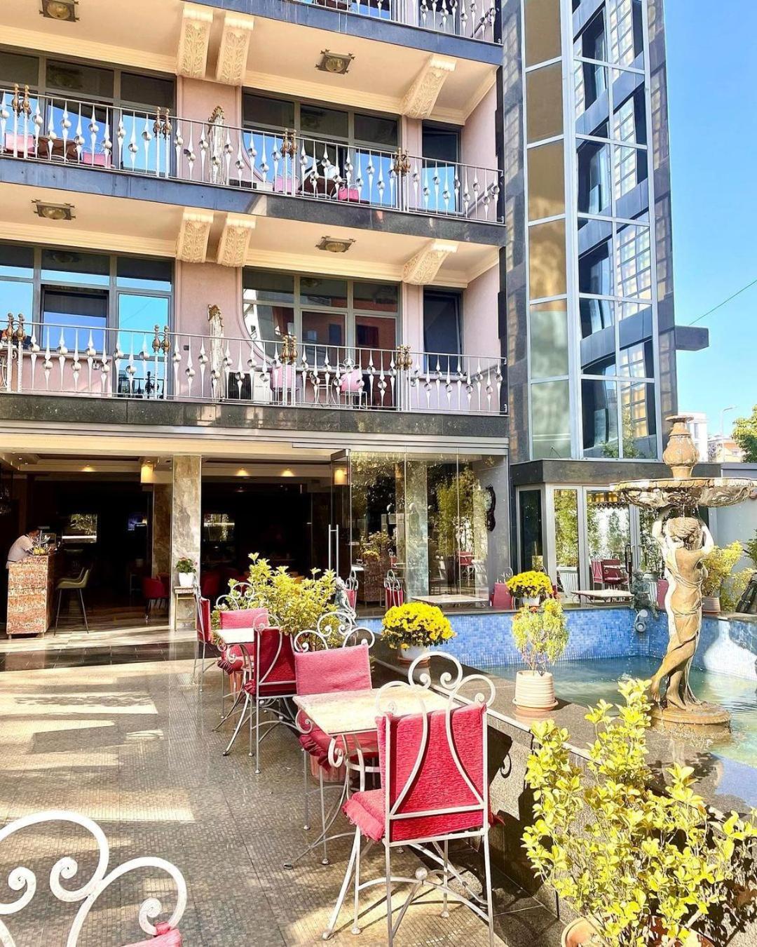 Hotel Elysee Tirana Exteriér fotografie