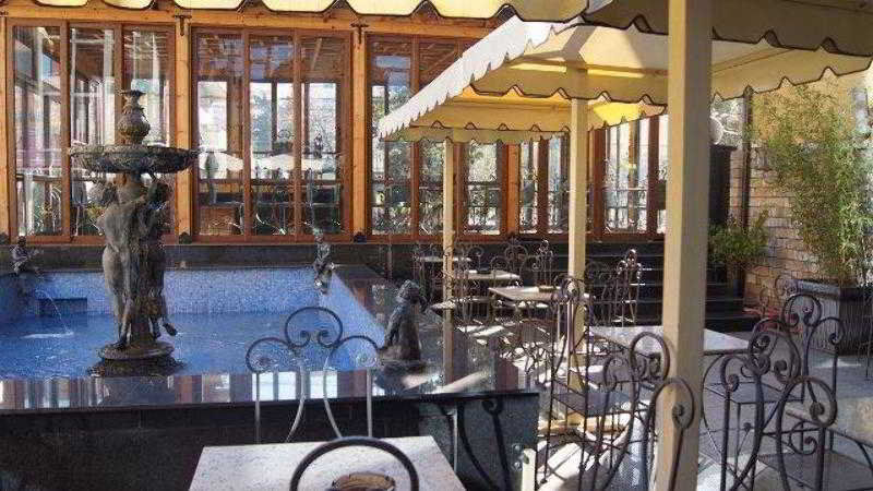 Hotel Elysee Tirana Exteriér fotografie